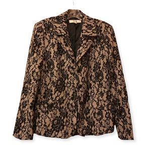 Jones Studio Separates size 14 blazer with black and grey lace print.